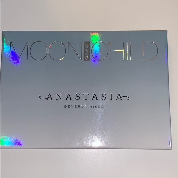 Anastasia Beverly Hills Other - Moonchild Glow Kit